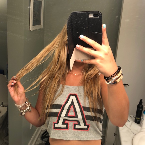 cute crop top - Picture 3 of 3